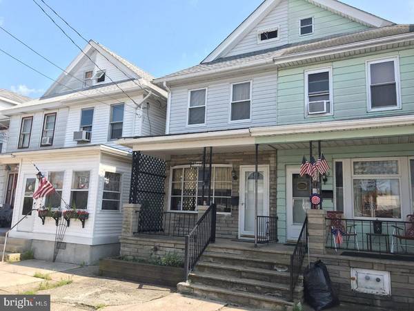 335 E WHITE ST, Summit Hill, PA 18250