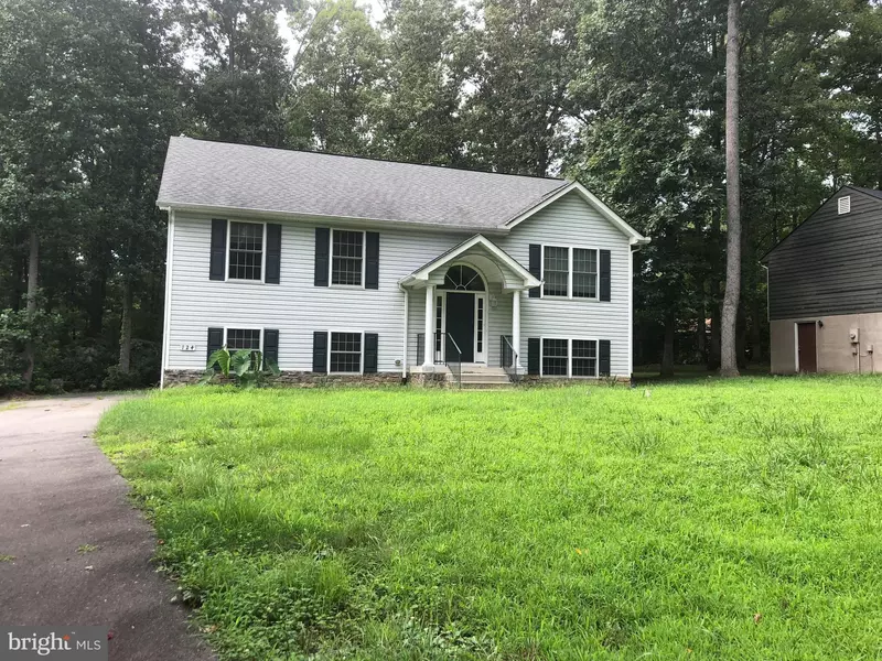 124 LAND OR DR, Ruther Glen, VA 22546