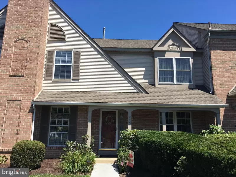 215 CAMBRIDGE CIR #110, Kennett Square, PA 19348