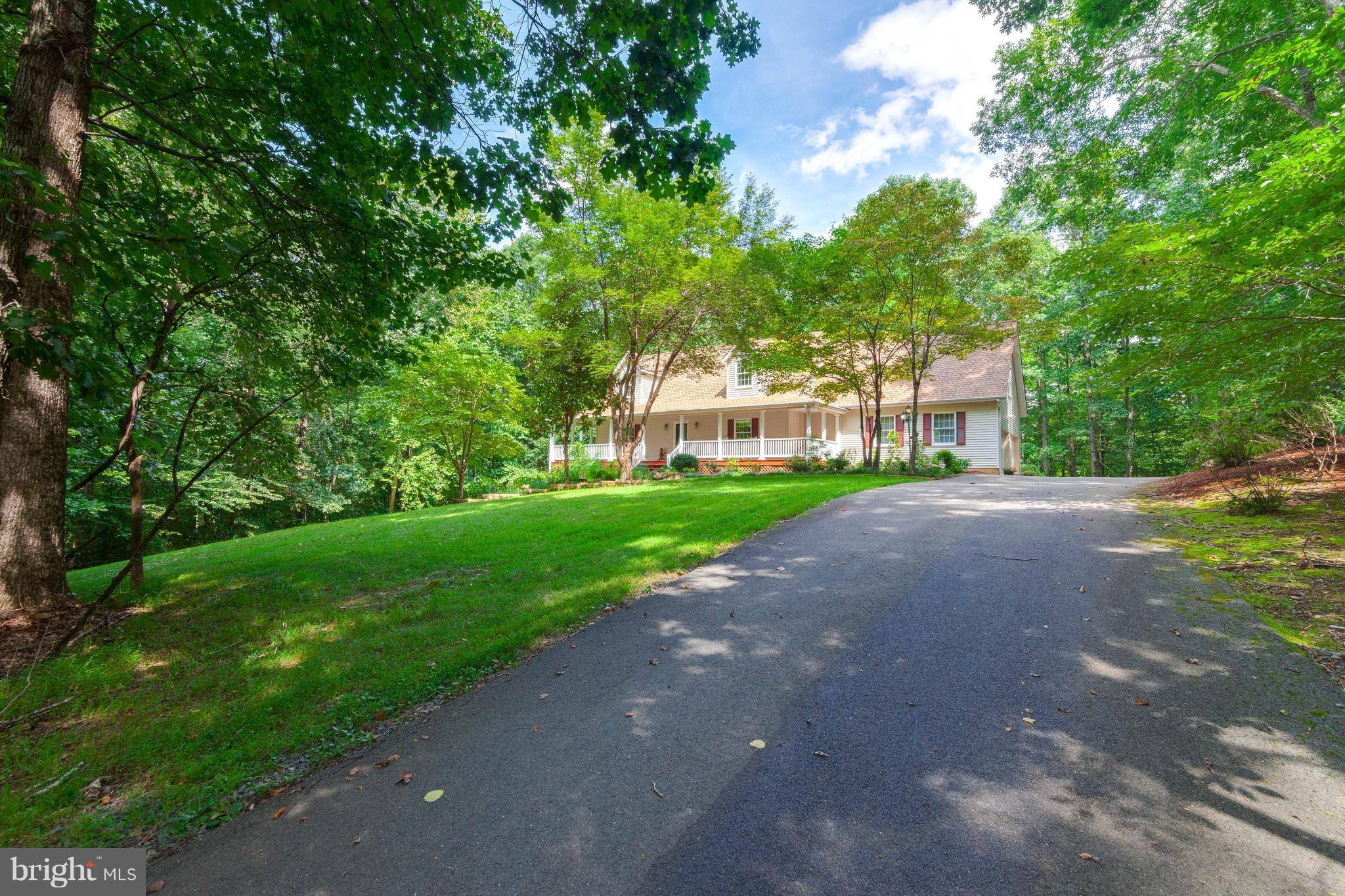 Fredericksburg, VA 22406,327 HULLS CHAPEL RD