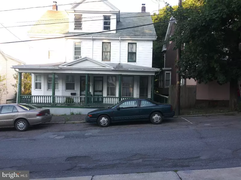 223 HUNTER ST, Tamaqua, PA 18252