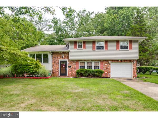 976 KINGSTON DR, Cherry Hill, NJ 08034