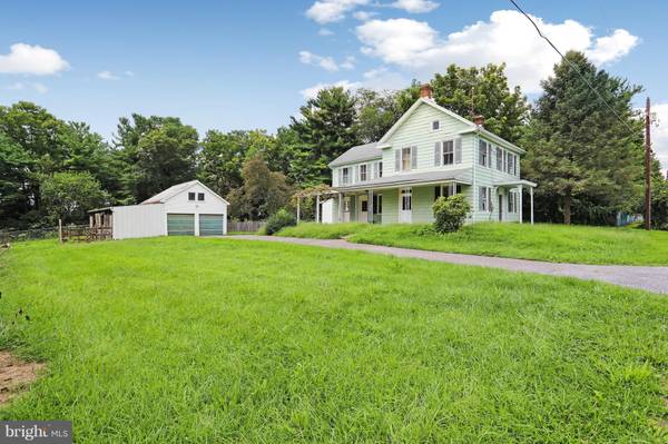 1724 BURKHOLDER RD, Greencastle, PA 17225