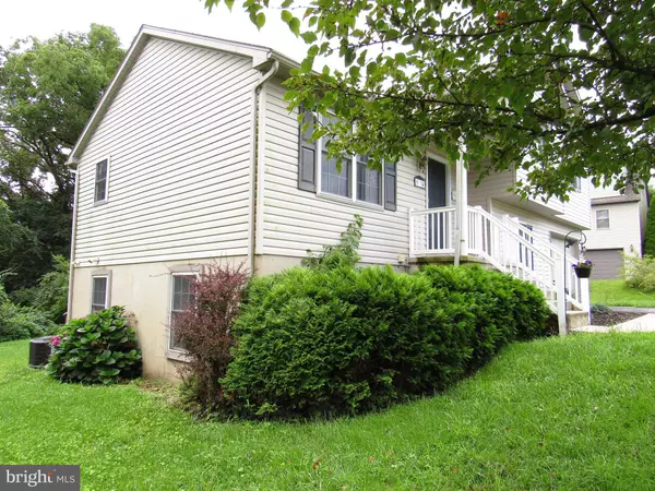 Lebanon, PA 17046,934 CYPRESS LN