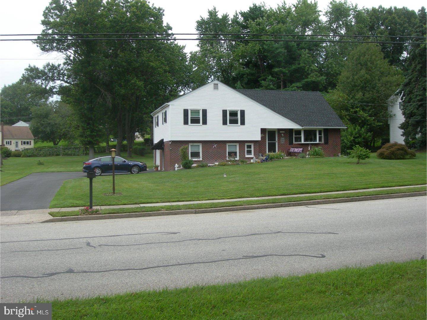 3229 SUNSET AVE, East Norriton, PA 19403