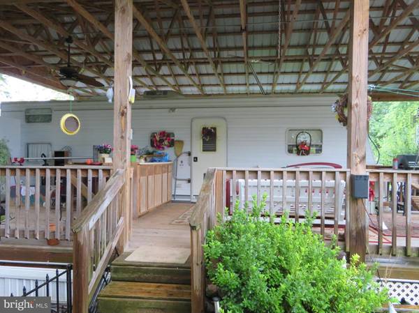 -13-3 REINDEER DR, Falling Waters, WV 25419