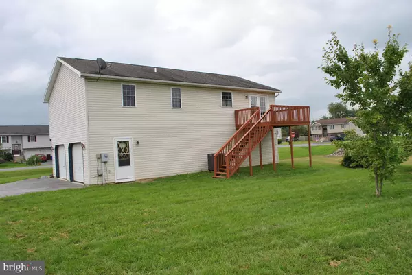 Shippensburg, PA 17257,354 HOLSWART DR