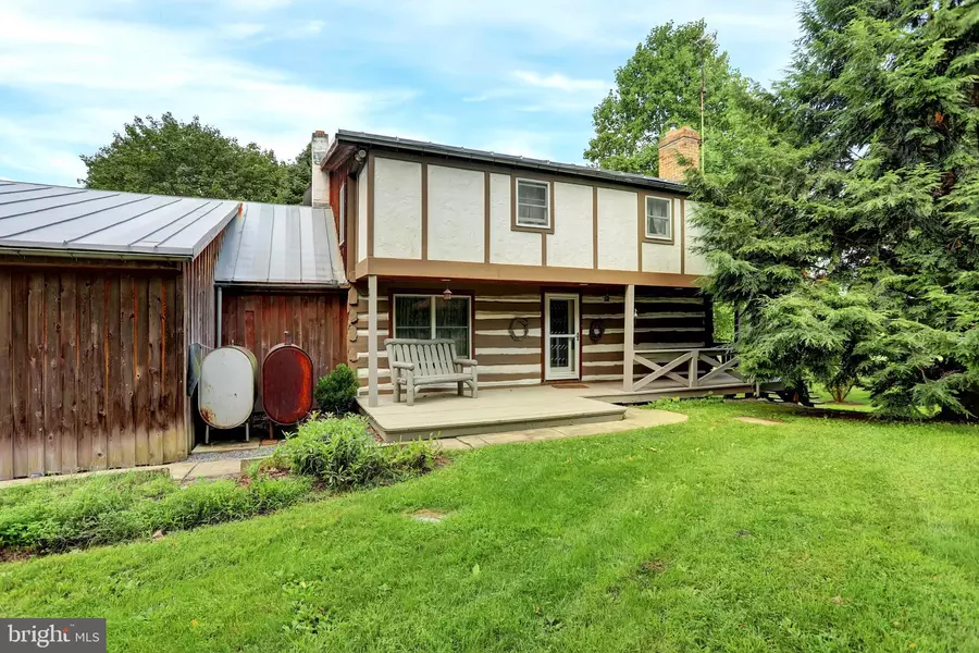 21 GRAHAM RD, Newville, PA 17241