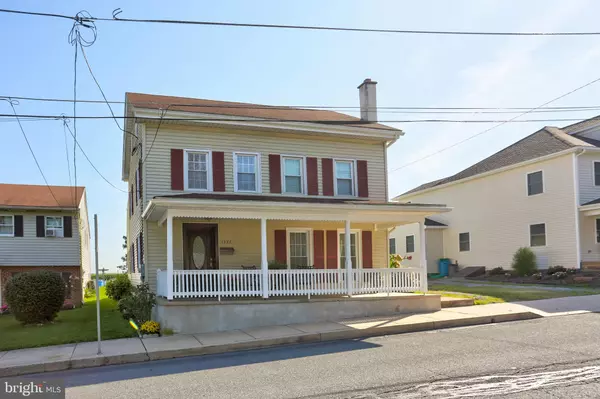 Ephrata, PA 17522,1377 APPLE ST