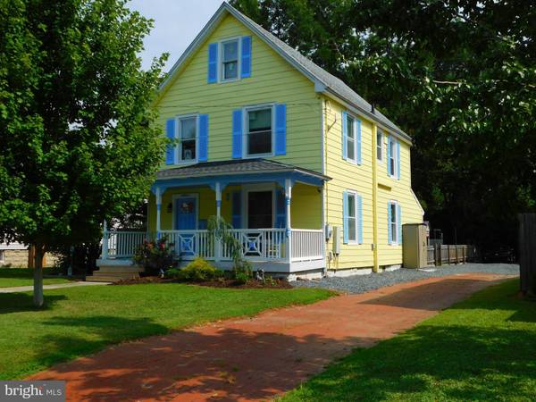 611 WALNUT ST, Pocomoke City, MD 21851