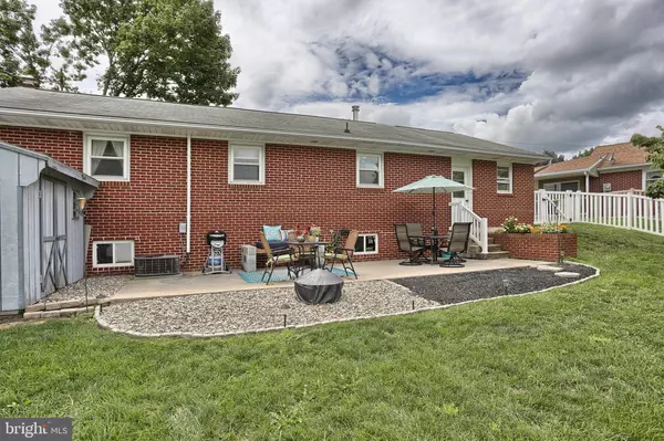 Palmyra, PA 17078,112 PLAZA DR