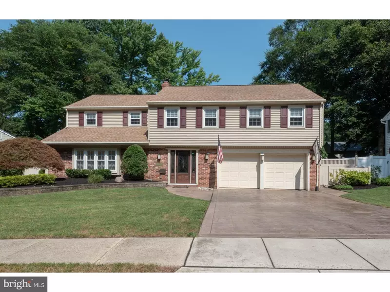 136 FOX CHASE DR, Delran, NJ 08075