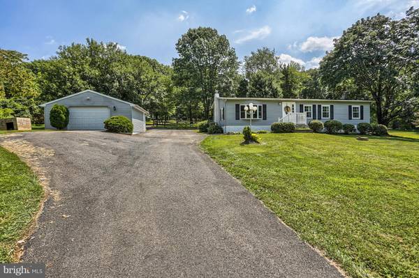 61 BAXTER RD, Delta, PA 17314