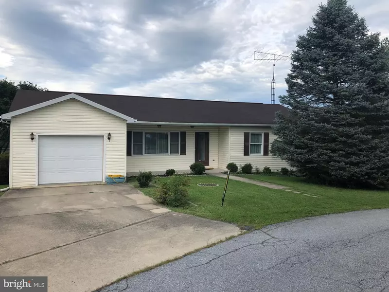 92 SYLVIA CT, Martinsburg, WV 25404