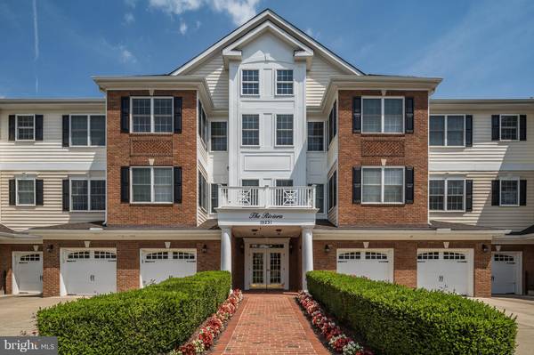 15231 ROYAL CREST DR #205, Haymarket, VA 20169