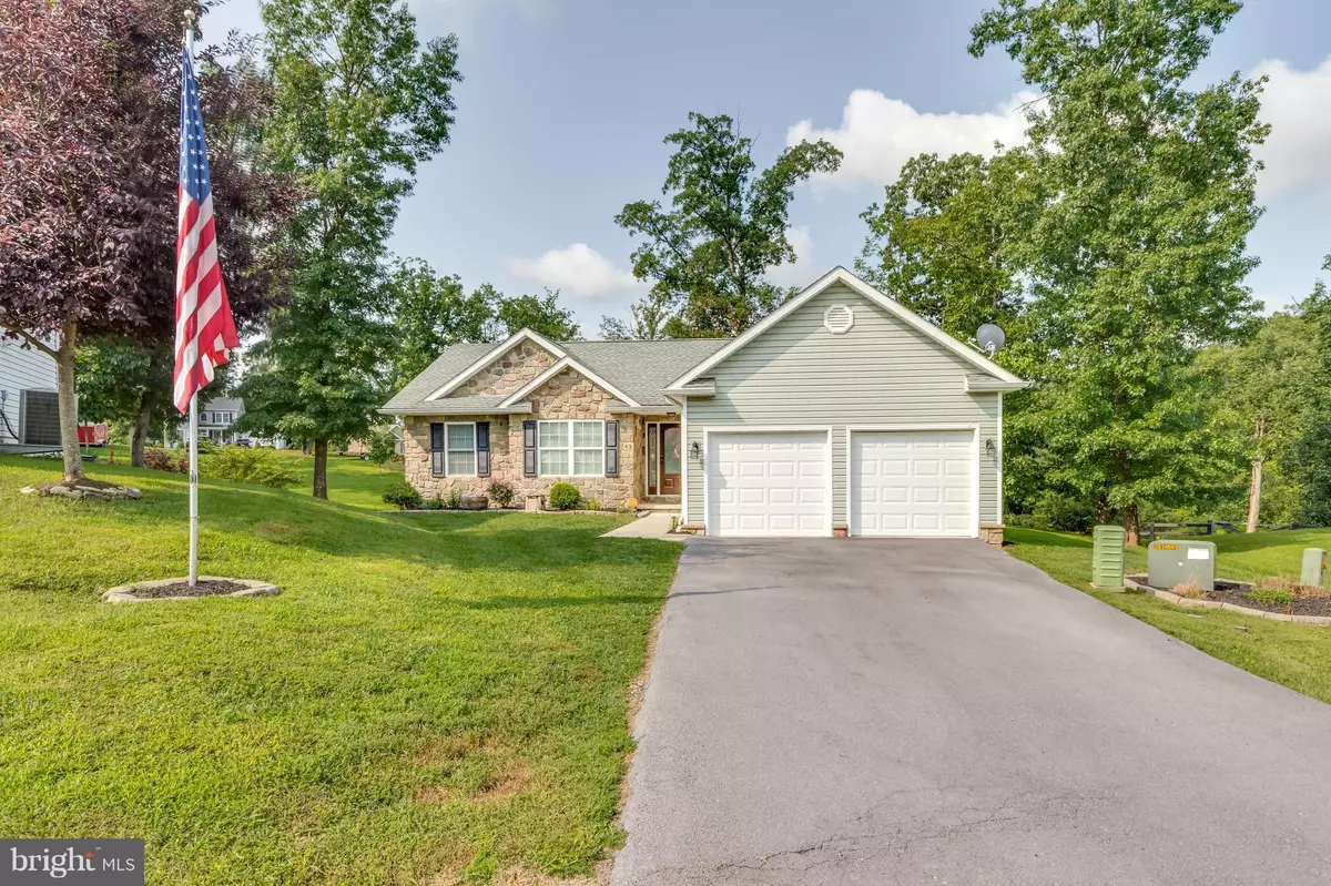 Inwood, WV 25428,63 CANOE CT