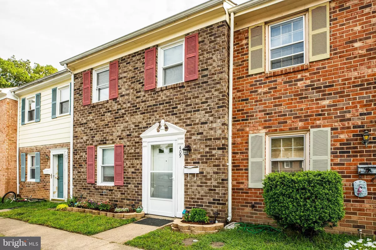 Fredericksburg, VA 22408,409 OLDE GREENWICH CIR