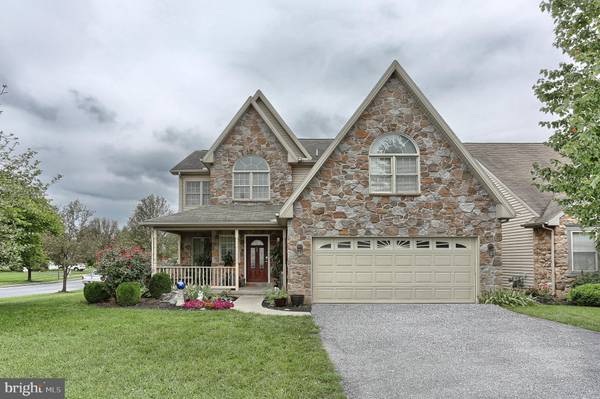 1806 MEADOW RIDGE DR, Hummelstown, PA 17036