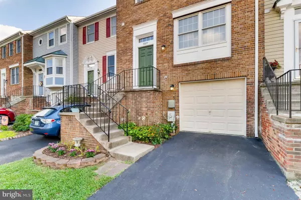 Columbia, MD 21046,7077 COPPERWOOD WAY