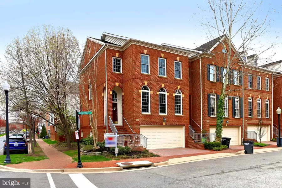 5251 BRAWNER PL, Alexandria, VA 22304