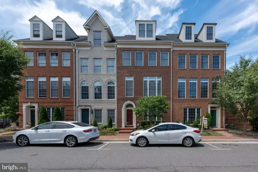 5234 HAROLD SECORD ST, Alexandria, VA 22304