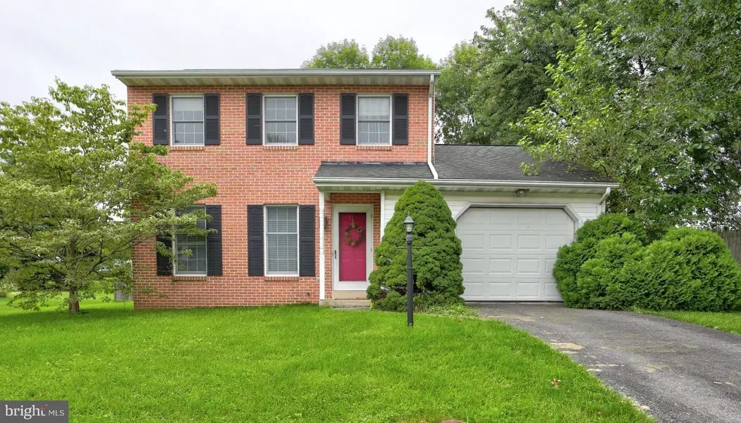 2271 BOB WHITE LN, Lancaster, PA 17601