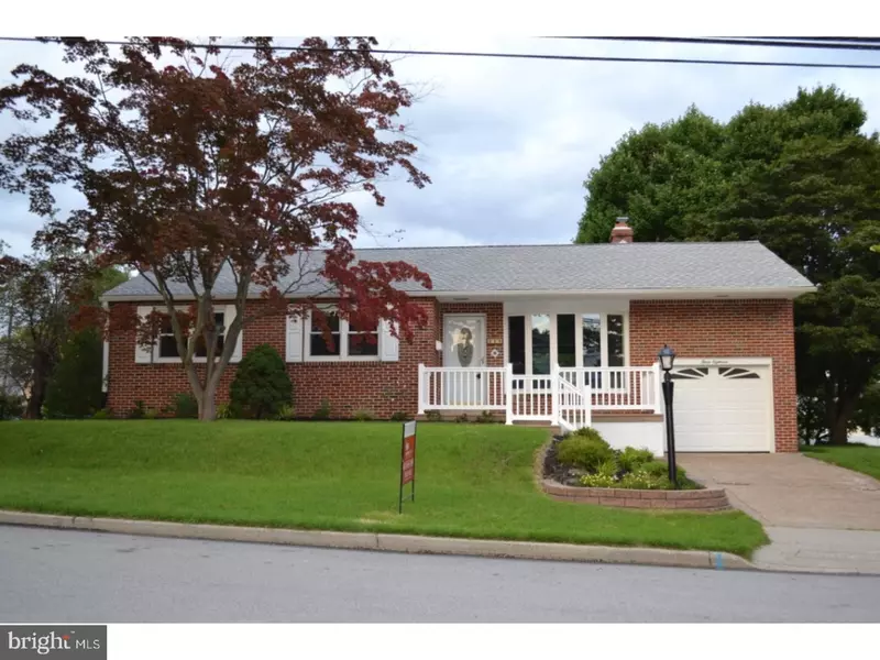 318 TASKER AVE, Folsom, PA 19033