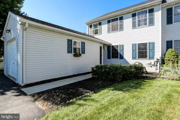 Manheim, PA 17545,504 WOOD DUCK DR