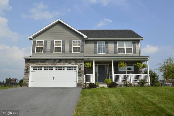 1684 WIND FLOWER RD, Chambersburg, PA 17202