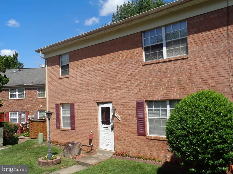 9764 HAGEL CIR #C, Lorton, VA 22079