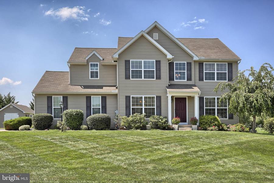 3403 GLENMEDE LN, Elizabethtown, PA 17022