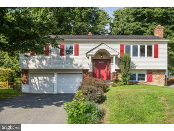 405 KEANON DR, Upper Chichester, PA 19061