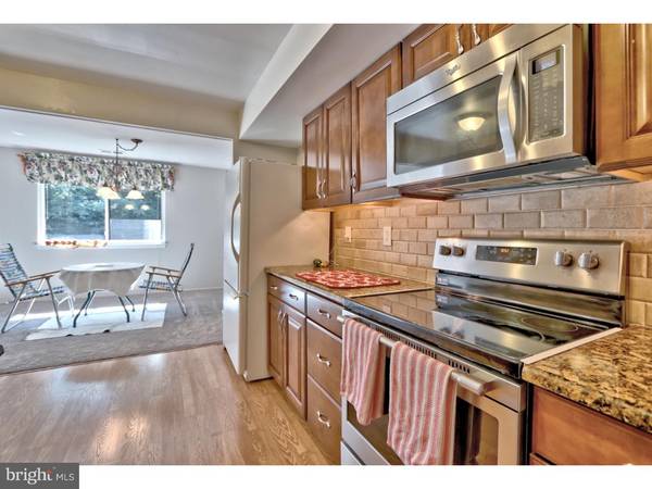 115 E KINGS HWY #122, Maple Shade, NJ 08052