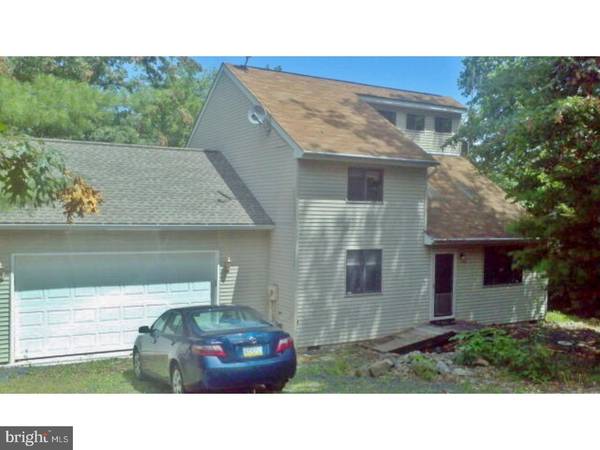 319 COMANCHE DR, Auburn, PA 17922