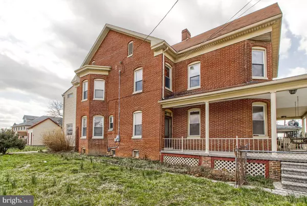 Hanover, PA 17331,270 3RD ST