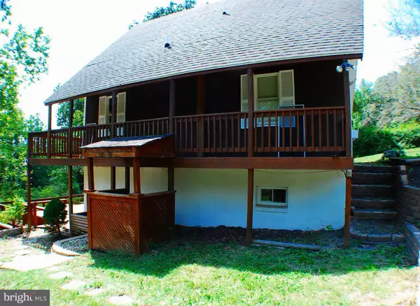 Hedgesville, WV 25427,949 PUFFENBURGER LN