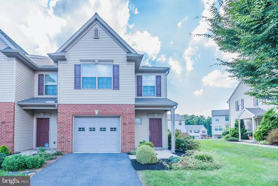 101 STONECREST LN, Mechanicsburg, PA 17050