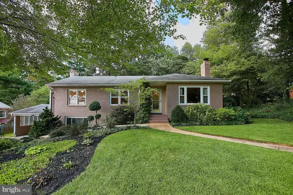 3250 PEACE VALLEY LN, Falls Church, VA 22044