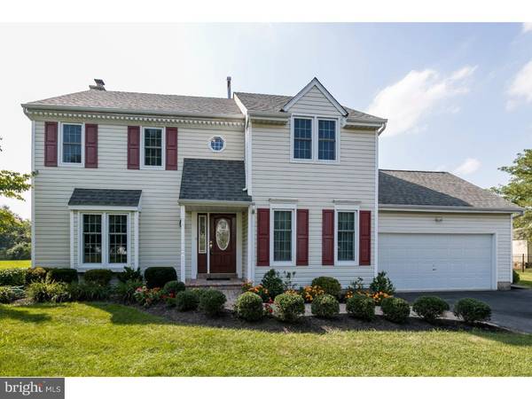 911 HICKORY GROVE DR, Royersford, PA 19468