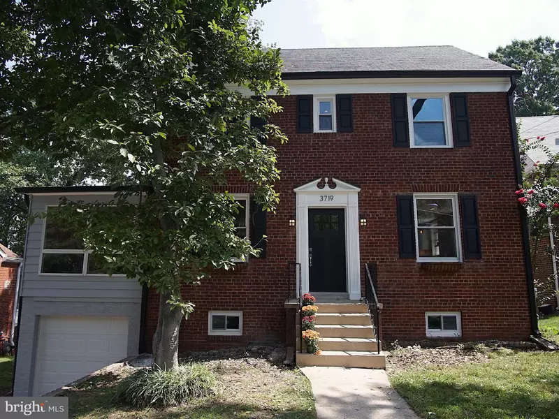 3719 BANGOR ST SE, Washington, DC 20020