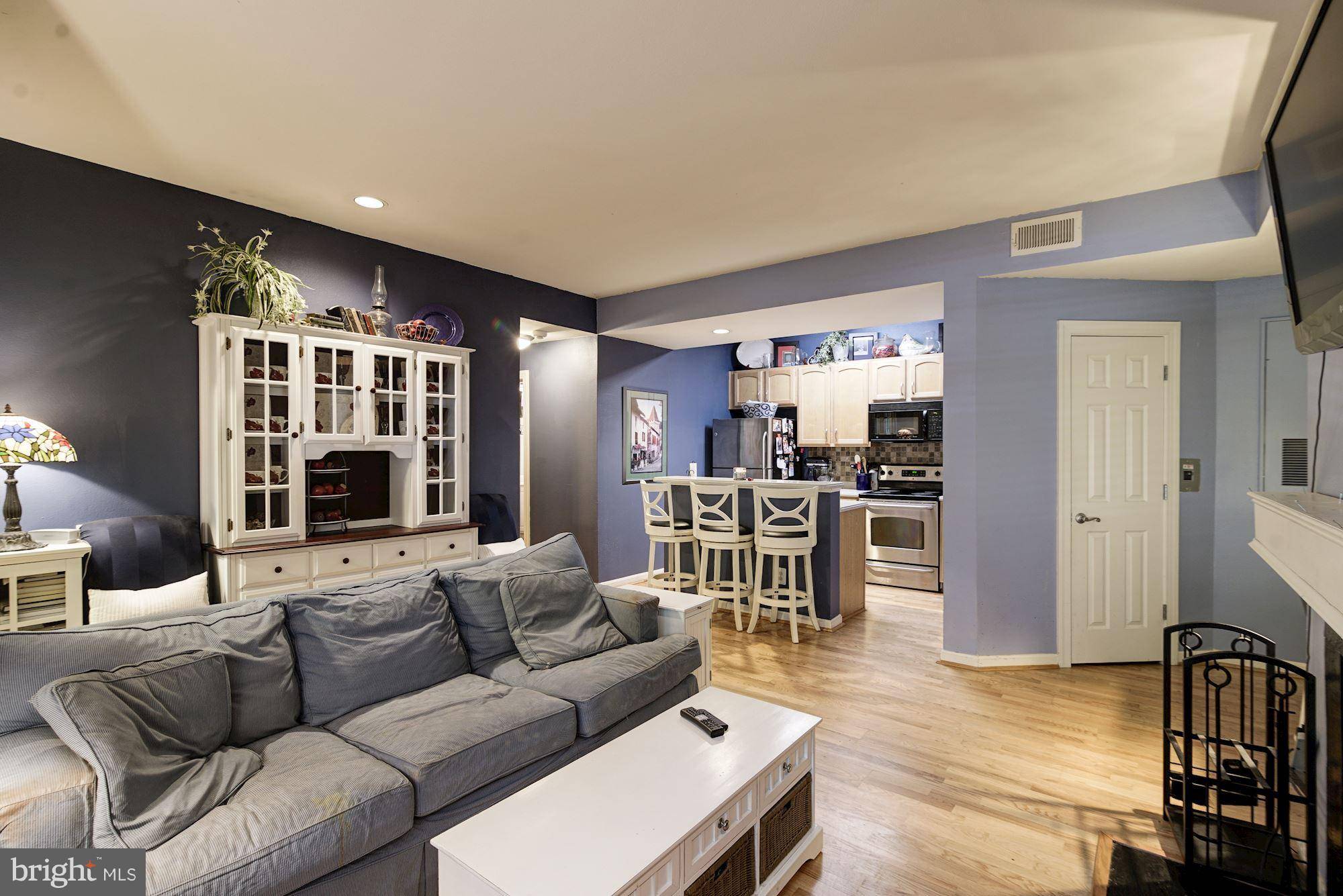 Fairfax, VA 22033,3902 PENDERVIEW DR #1403
