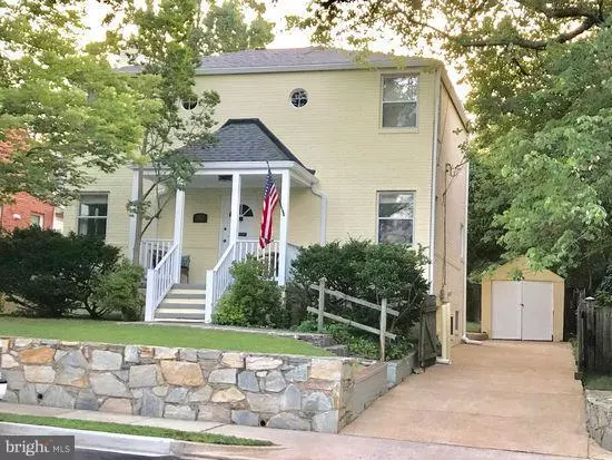 2613 LEXINGTON ST, Arlington, VA 22207