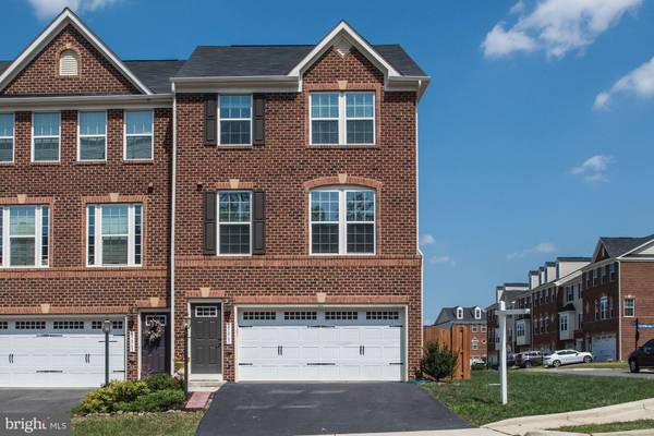 25861 CLAIRMONT MANOR SQ, Aldie, VA 20105