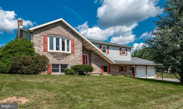 3907 CONRAD WEISER PARKWAY, Womelsdorf, PA 19567