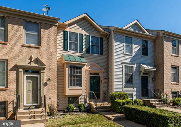 6571 SKYLEMAR TRL, Centreville, VA 20121