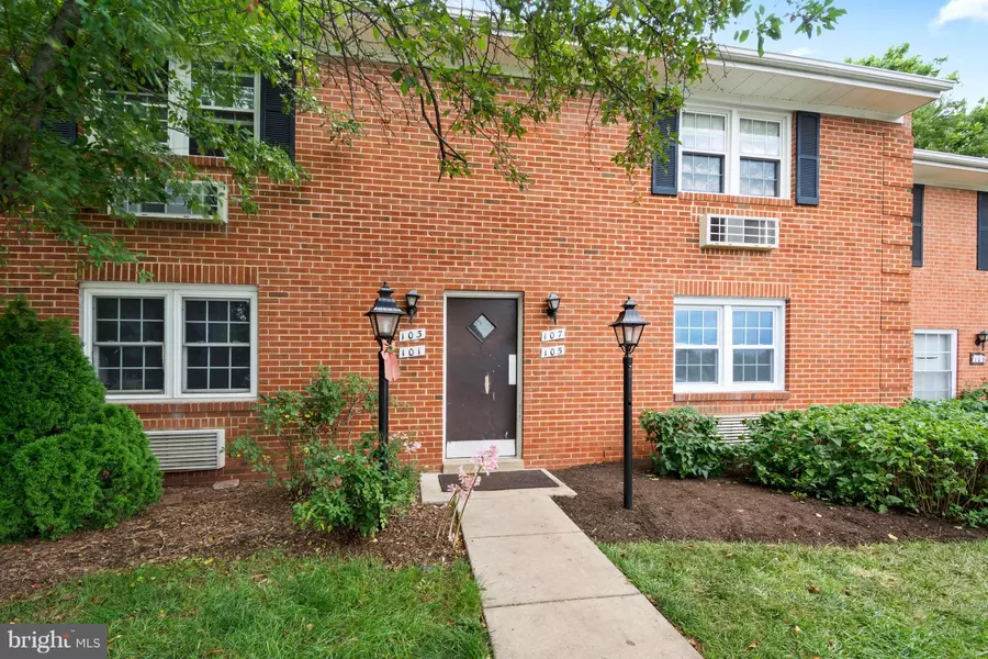 105 EMORY DR N #287, Sterling, VA 20164