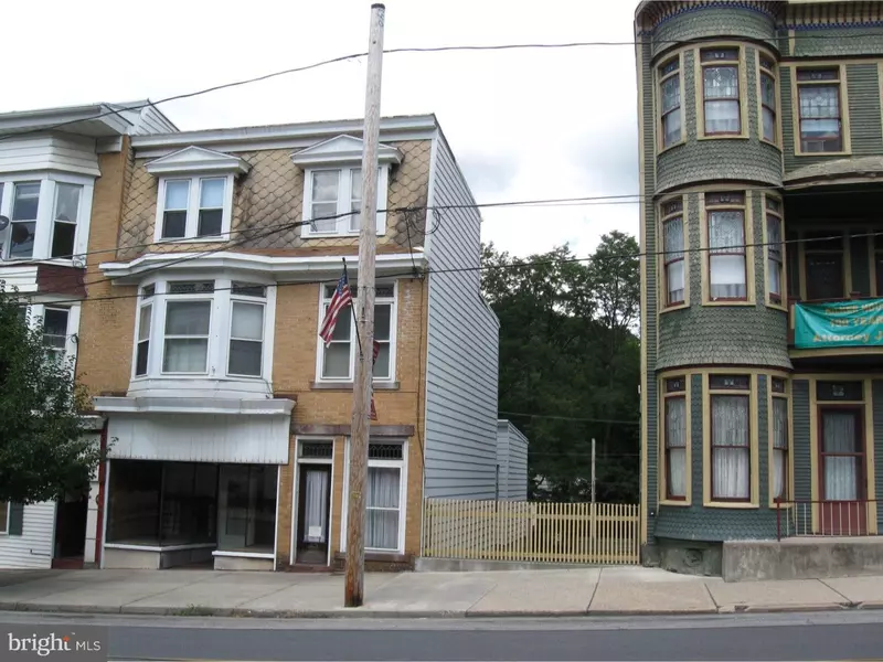 26 W MAIN ST, Girardville, PA 17935