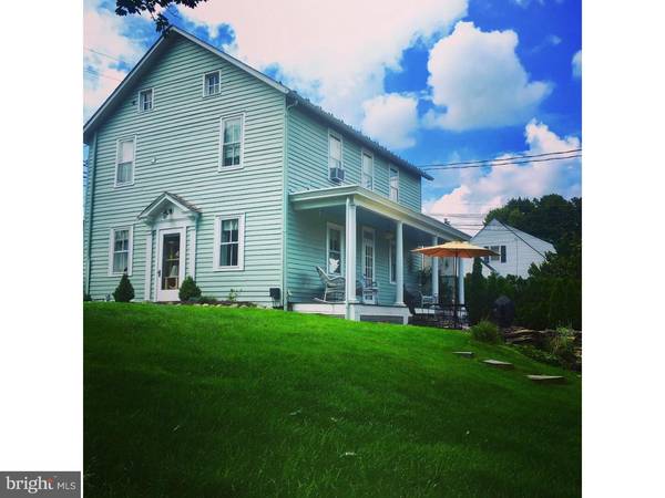 684 CHURCH RD, Riegelsville, PA 18077