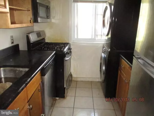 Washington, DC 20032,14 HALLEY PL SE #102