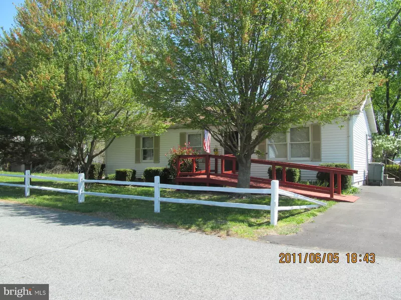 251 WATER ST, Cecilton, MD 21913